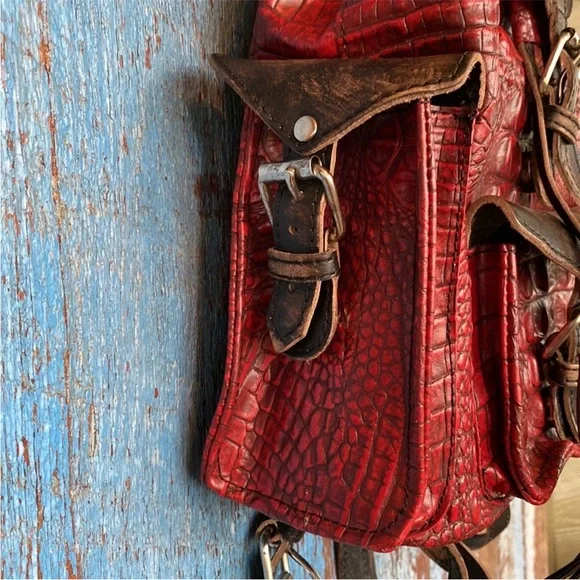 FREEBIRD BY STEVEN Brett Red Crocodile Backpack Leather Bag - Picture 3 of 7